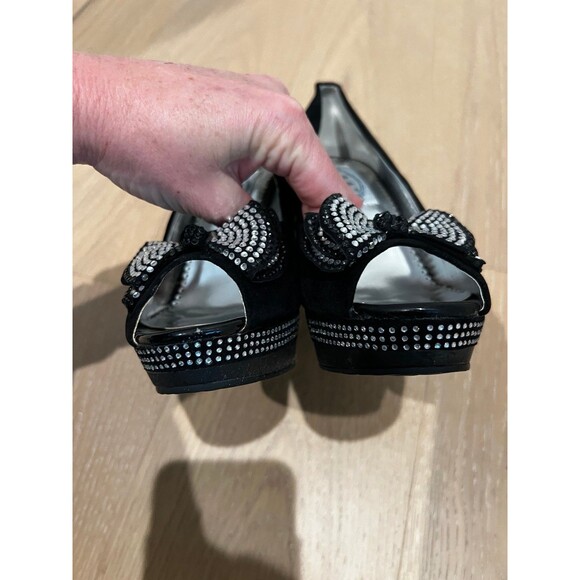 Italina Holiday Peep Toe Heels Pumps 7.5 New with Defects - Picture 7 of 12